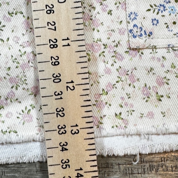 Altar'd State Floral Mini Skirt Cottagecore Cargo Pockets Size M - Picture 5 of 7